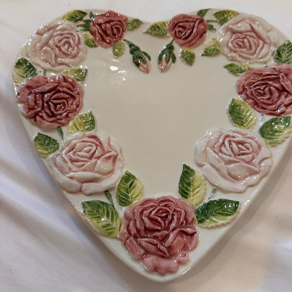 Majolica Heart Shaped Embossed Cabbage Rose Plate Dish Portugal